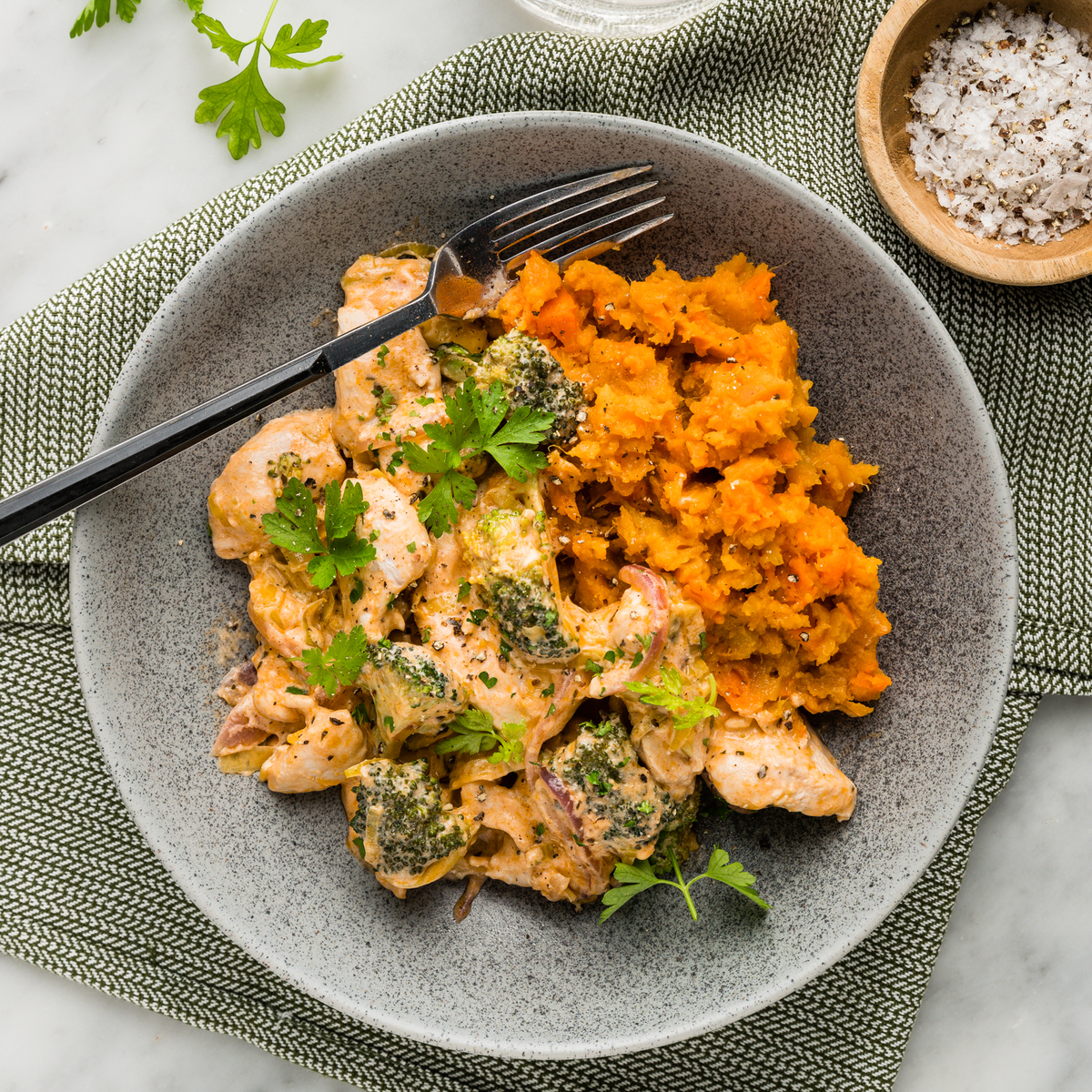 FS Creamy Tomato Pesto Chicken with Kumara Mash