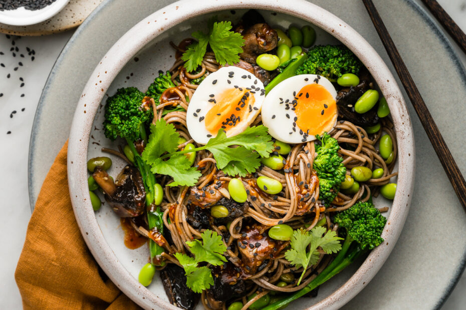 FS Korean Sticky Noodle Bowl with Broccolini, Edamame & Sesame Seeds