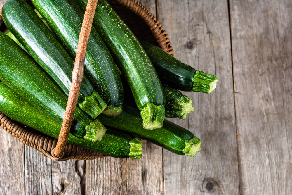 Fresh,Zucchini,,Green,Vegetables,On,Local,Farmer,Market,,Freshly,Harvested